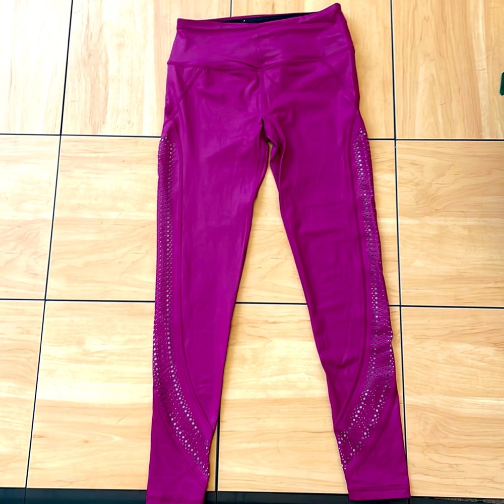 Magenta Victoria’s Secret Leggings